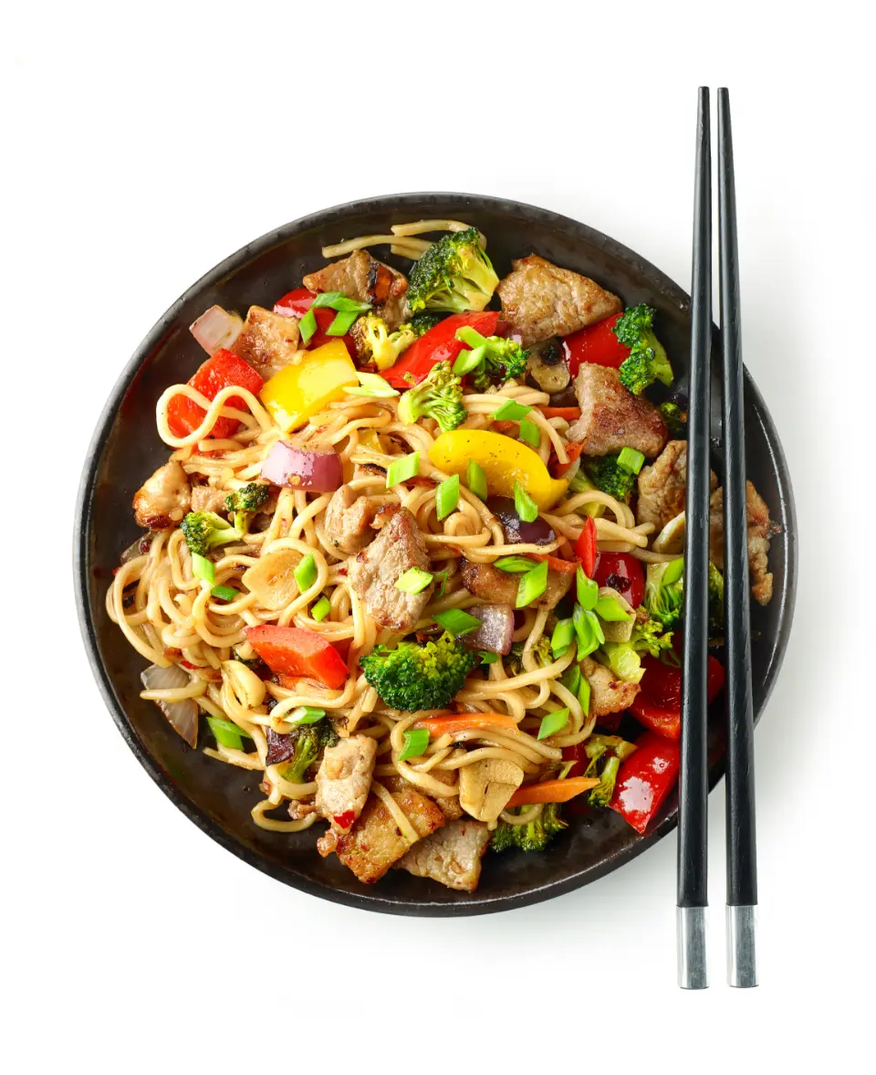 plate-of-noodles-with-meat-and-vegetables-2021-08-26-16-31-19-utc